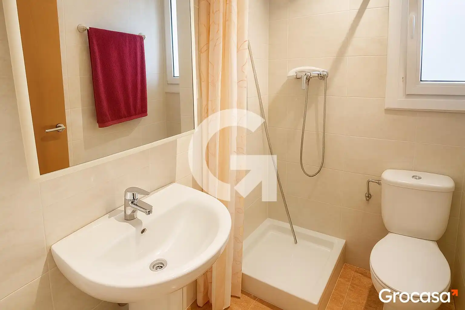 Baño de Planta baja en venta en Calafell con Calefacción, Terraza y Trastero
