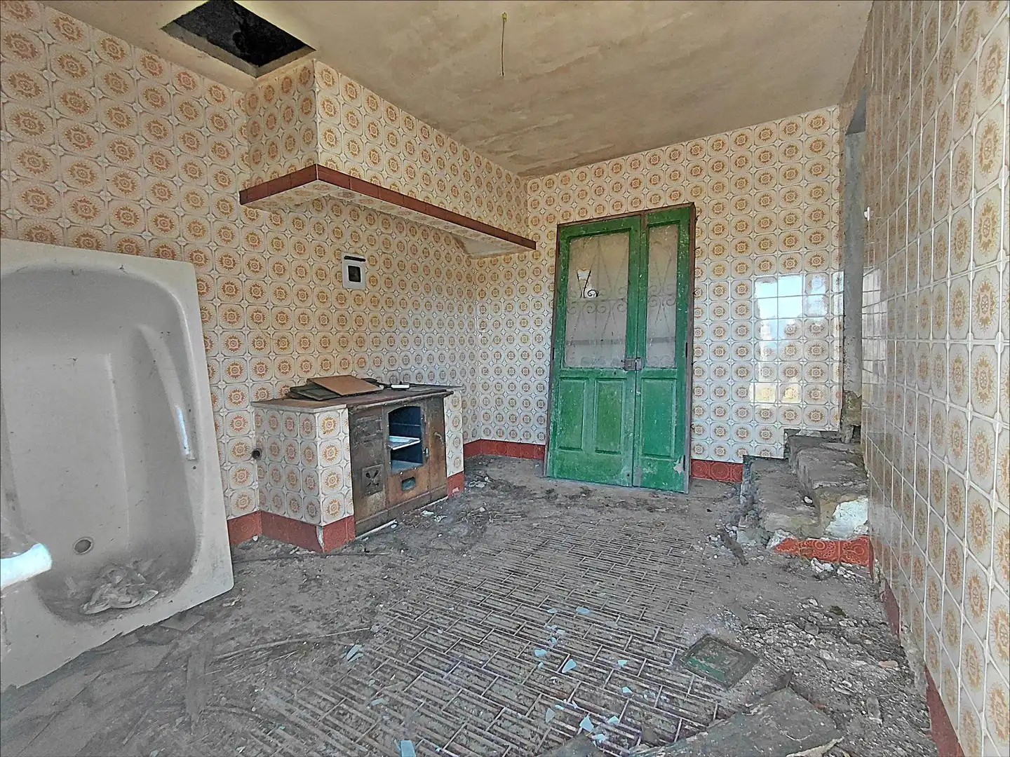 Cuina de Casa o xalet en venda en Vilagarcía de Arousa amb Jardí privat