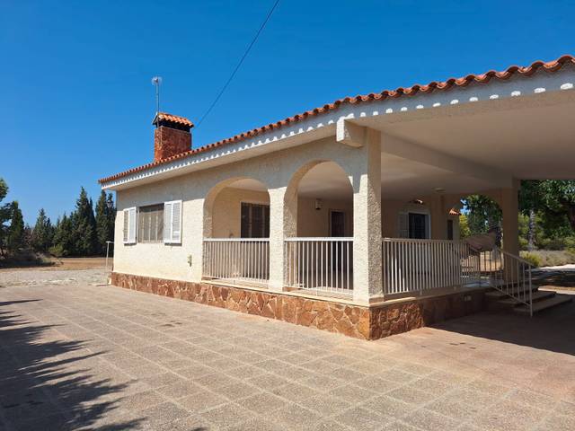 Casa-chalet en Alquiler en Carrer d'Astúries en Gallipont