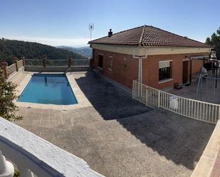 Swimming pool of House or chalet for sale in Font-rubí  with Heating, Private garden and Swimming Pool