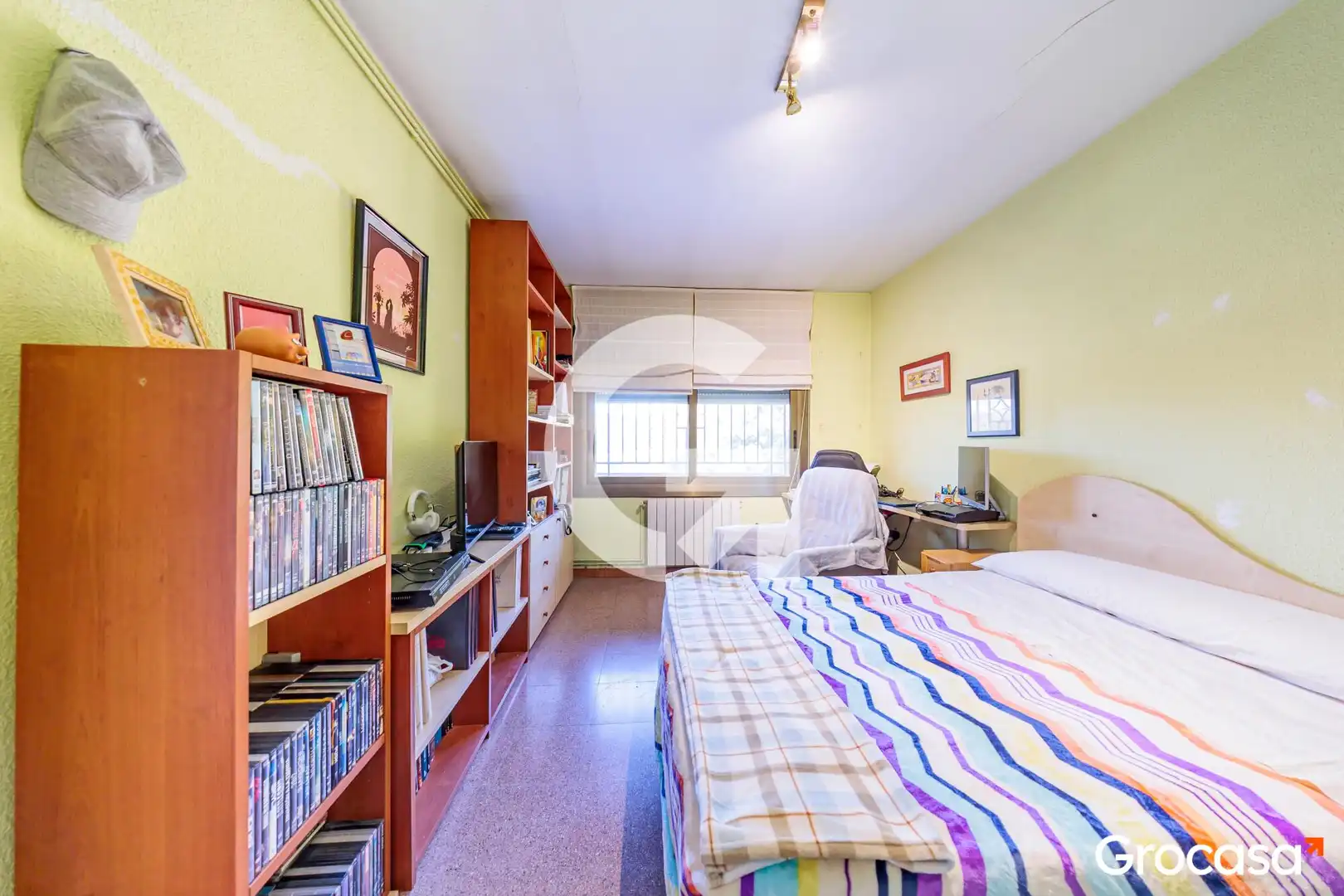 Dormitori de Casa o xalet en venda en Terrassa amb Aire condicionat, Calefacció i Jardí privat
