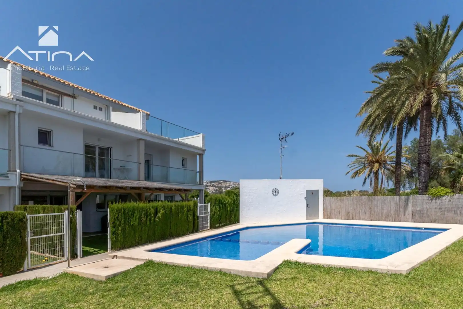 Garten von Einfamilien-Reihenhaus zum Verkauf in Jávea / Xàbia mit Klimaanlage, Terrasse und Gemeinschaftspool