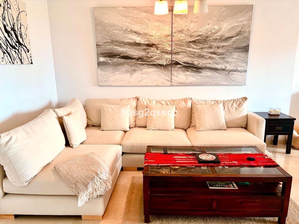 Living room of Flat for sale in Estepona  with Air Conditioner, Furnished and TV