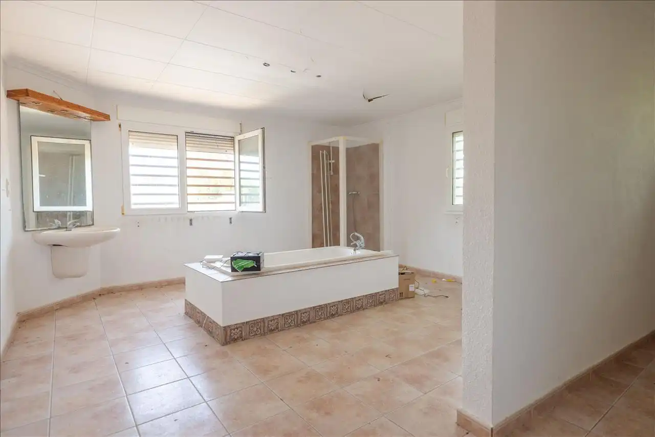 Houses for sale in Barri Rajolars, Ulldecona