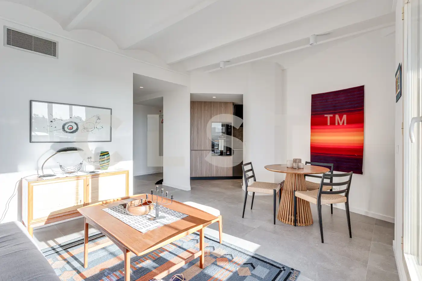 Wohnzimmer von Dachboden zur Miete in Barcelona mit Klimaanlage, Heizung und Terrasse