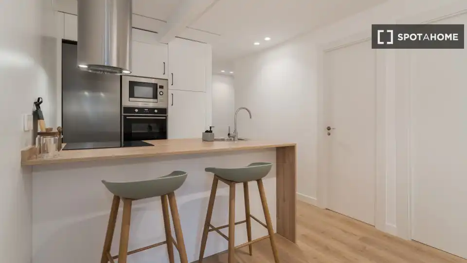 Kitchen of Flat for share in Centro