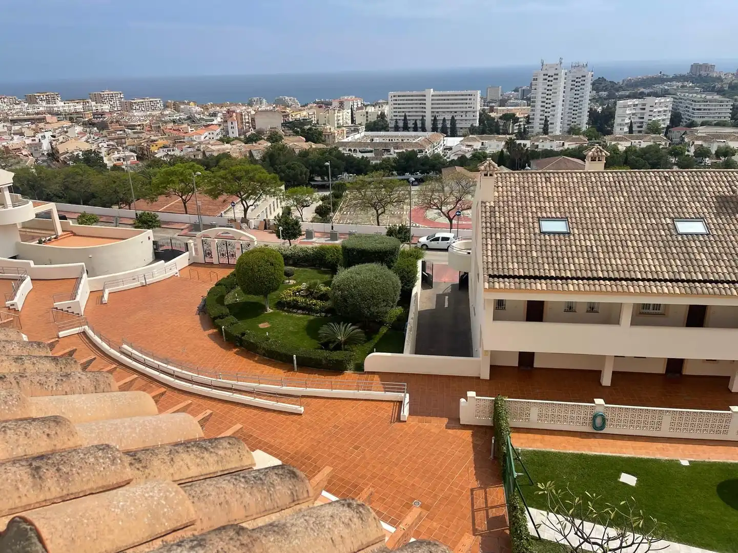 Vista exterior de Piso en venta en Benalmádena con Aire acondicionado, Terraza y Trastero