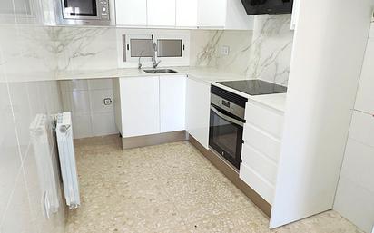 Kitchen of Flat for sale in Sabadell  with Heating