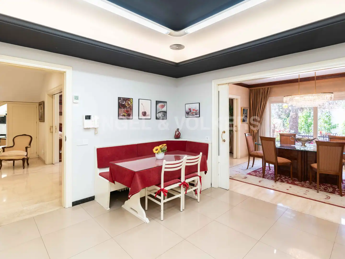 Esszimmer von Haus oder Chalet zum Verkauf in Pineda de Mar mit Klimaanlage, Heizung und Privatgarten