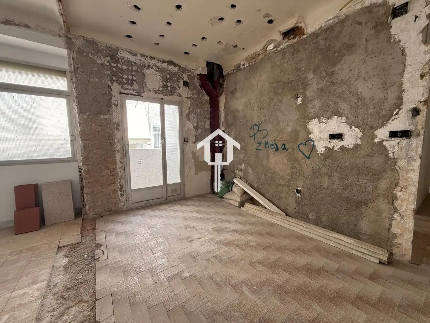 Piso en venta en Alicante / Alacant con Trastero