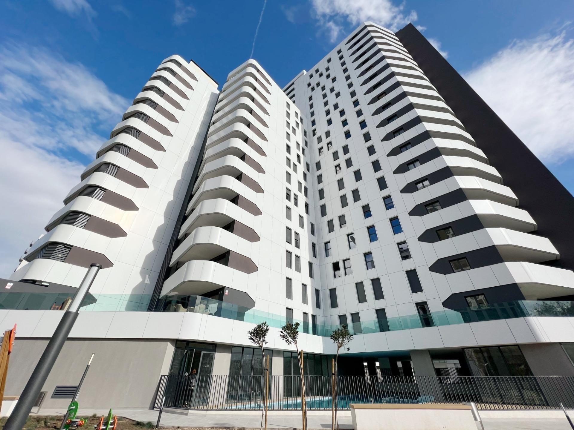 Exterior view of Flat for sale in  Valencia Capital  with Private garden, Terrace and Community pool