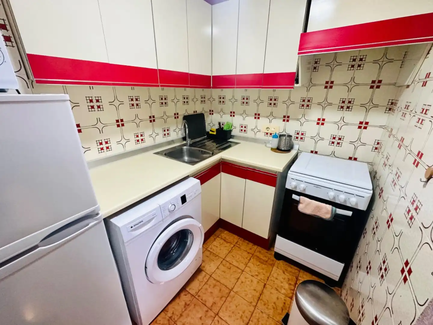 Cocina de Apartamento de alquiler en Cullera con Aire acondicionado, Jardín privado y Terraza