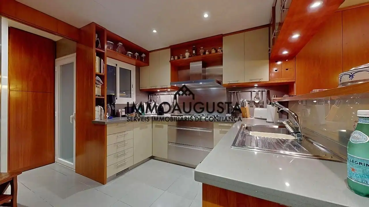 Piso en venta en Sant Gervasi- Galvany