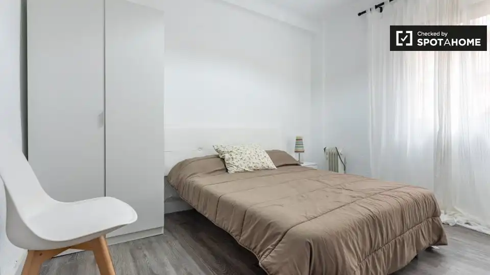 Room in Centro