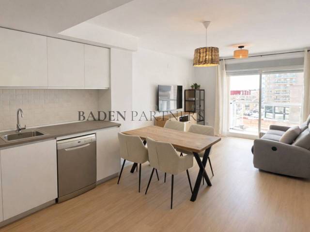 Piso en Venta en Calle Tarrasa en Casco Urbano