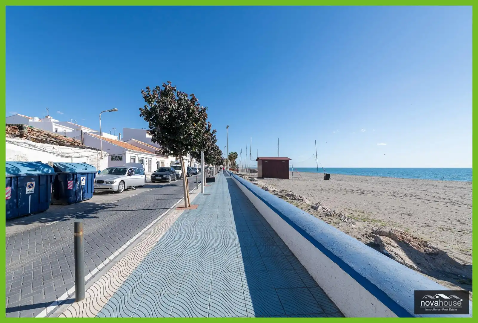 Vista exterior de Piso en venta en Vélez-Málaga con Amueblado