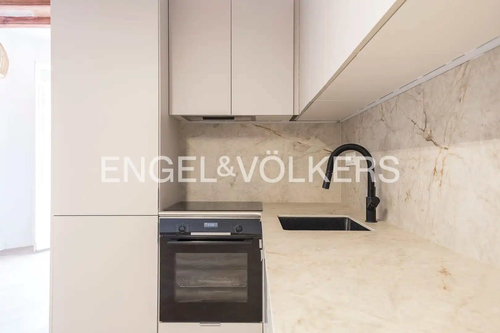 Cocina de Apartamento en venta en Barcelona con Aire acondicionado, Calefacción y Terraza