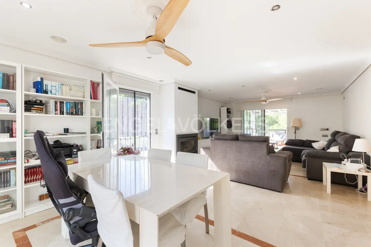 Sala d'estar de Casa o xalet en venda en Oropesa del Mar / Orpesa amb Aire condicionat, Calefacció i Jardí privat