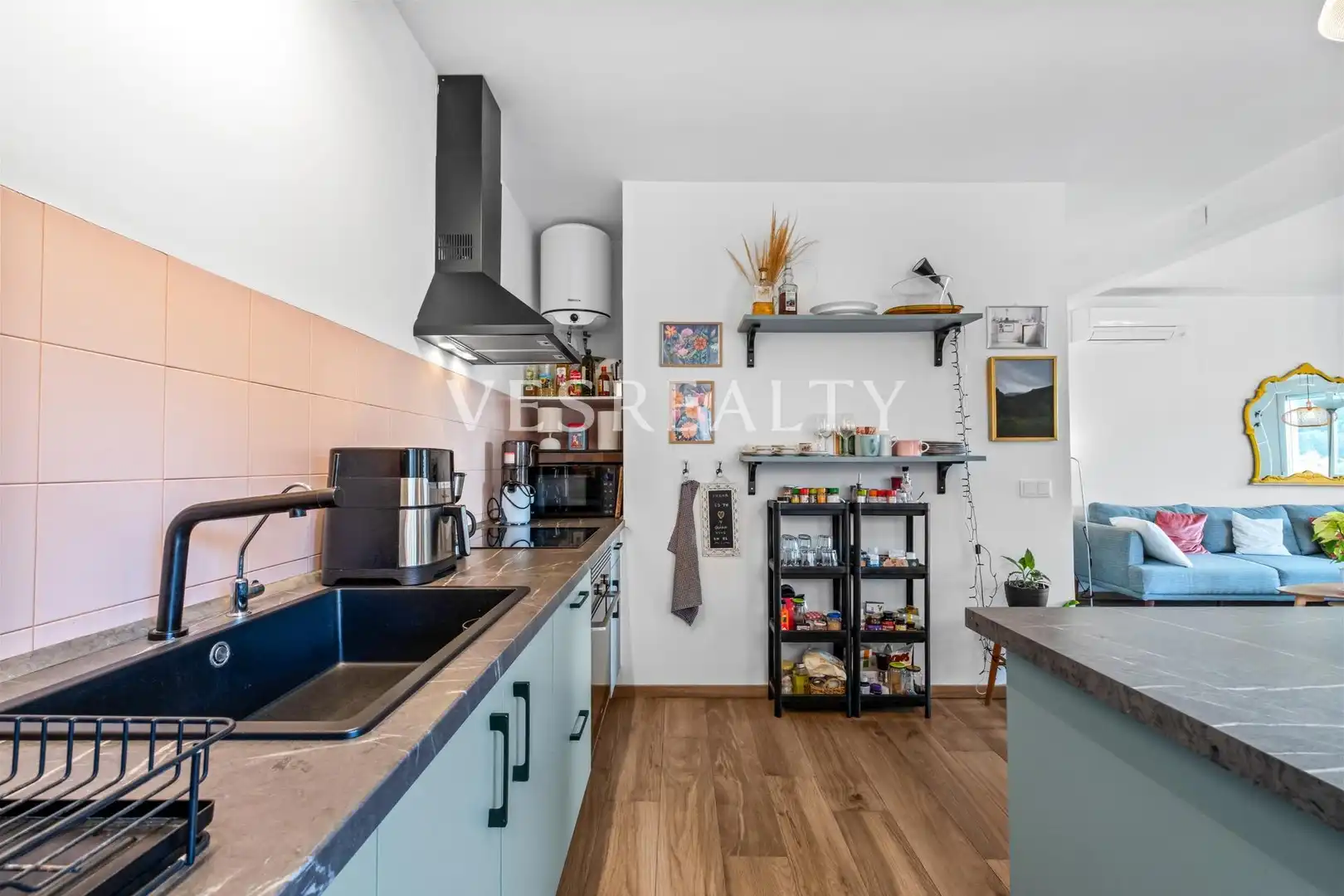 Mini appartamento con terrazza in affitto a Pla - Carolinas, imagen 11