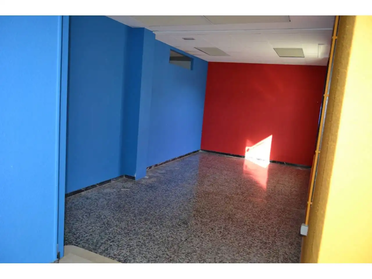 Gewerbefläche zur Miete in Avenida Barcelona, imagen 3