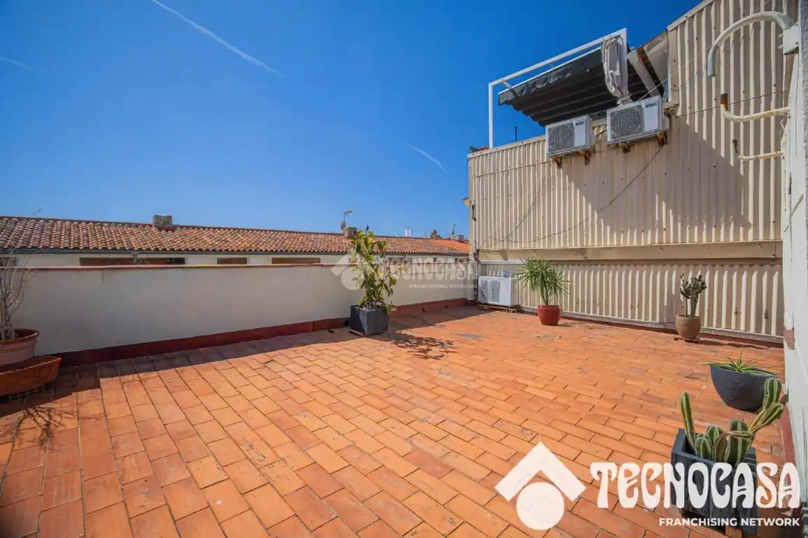 Terrasse von Wohnung zum Verkauf in Barcelona mit Klimaanlage und Heizung
