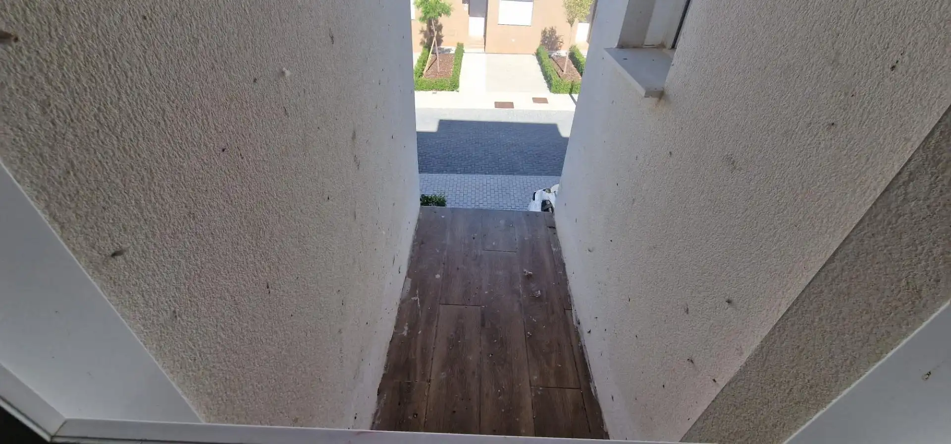 Terrasse von Einfamilien-Reihenhaus zur Miete in Guillena mit Privatgarten, Balkon und Gemeinschaftspool