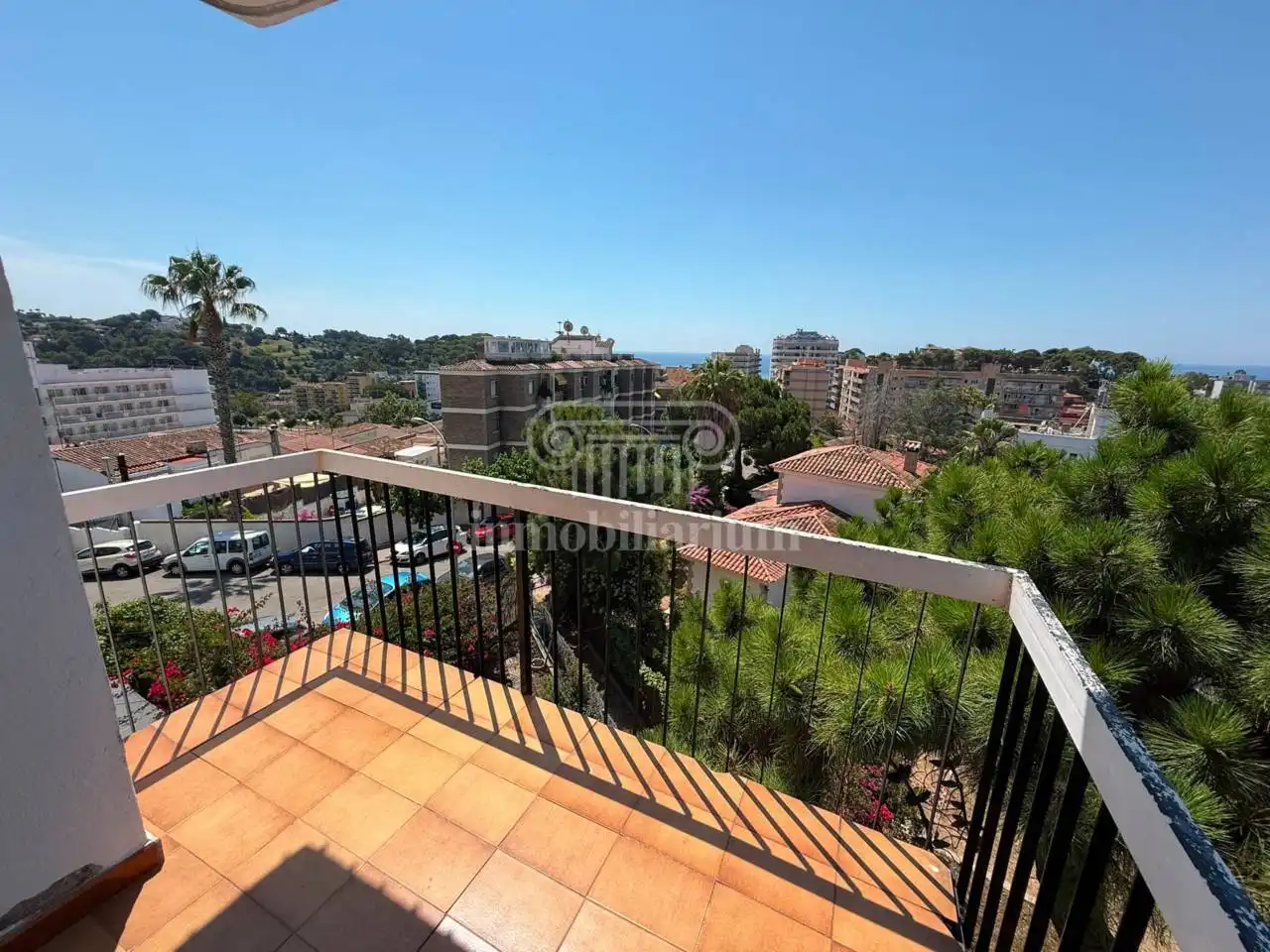 Exterior view of Flat for sale in Lloret de Mar  with Terrace, Furnished and Community pool