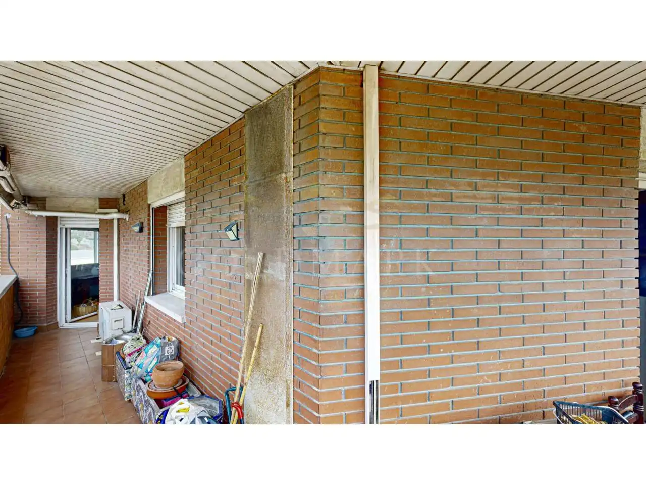 Vista exterior de Dúplex en venta en Sant Joan Despí con Calefacción