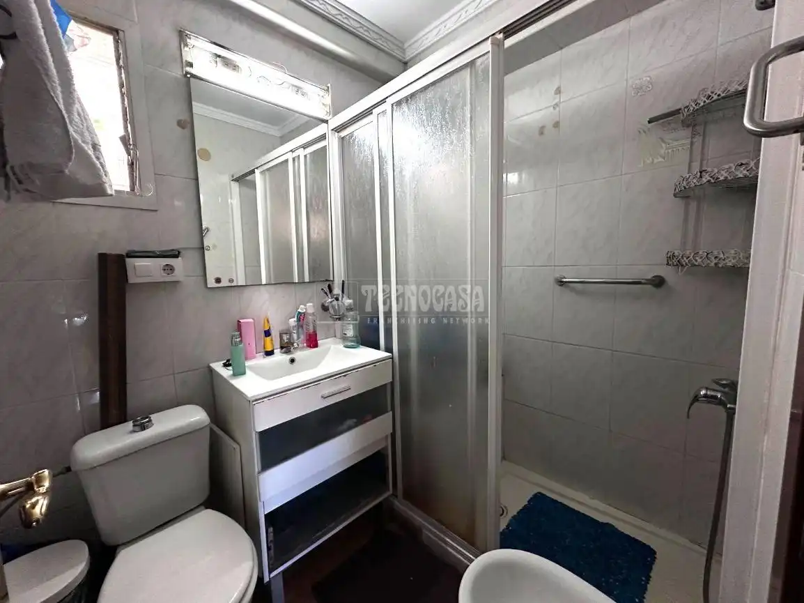 Bathroom of Flat for sale in Málaga