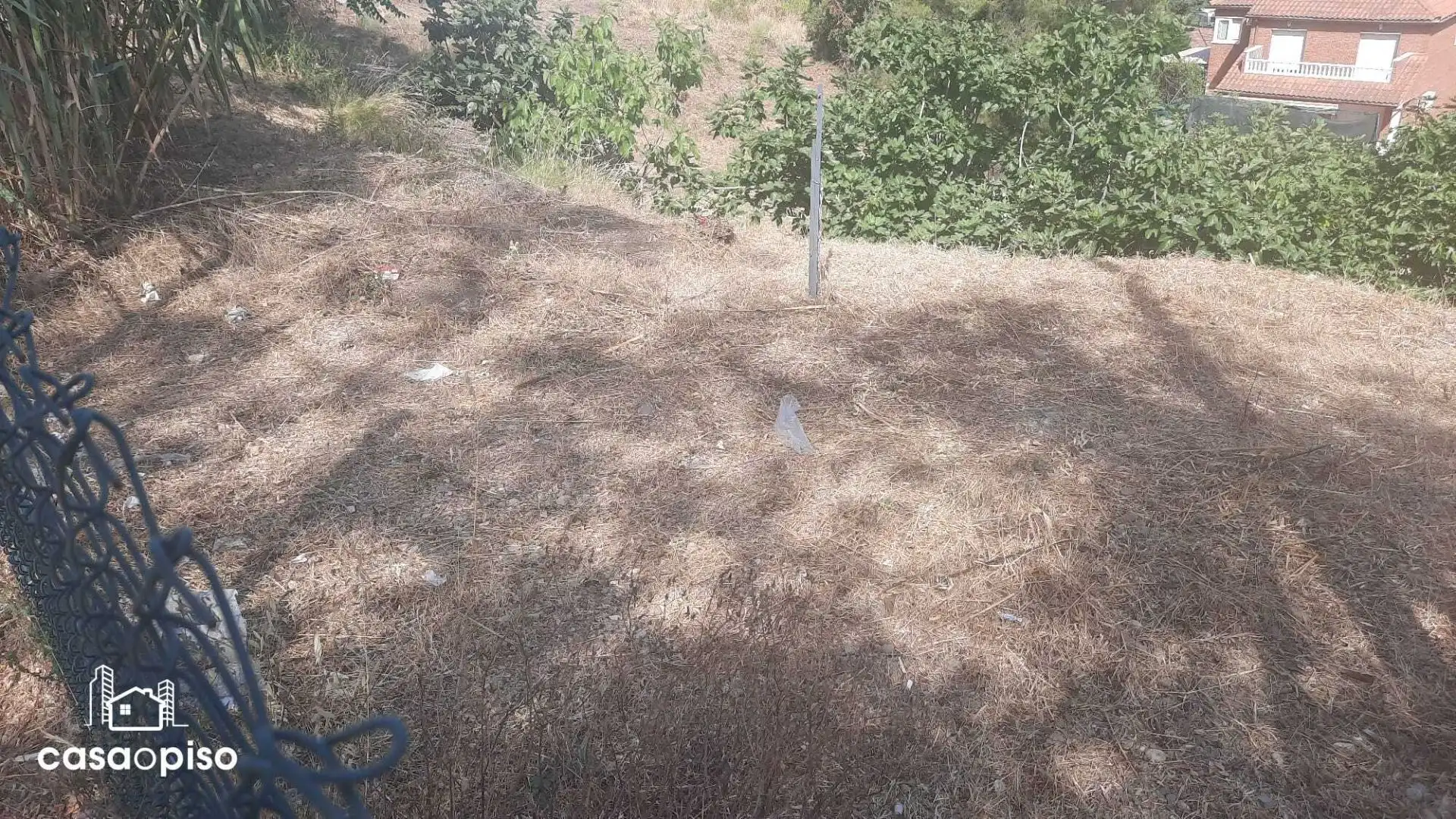 Lands and plots for sale in falciot