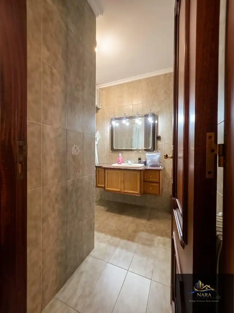Bathroom of Houses for sale in Torrelavega   with Heating, Private garden and Parquet flooring