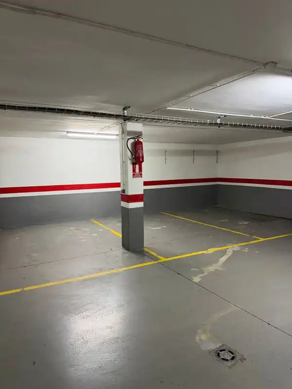 Parking de Piso de alquiler en Encamp con Aire acondicionado, Calefacción y Parquet