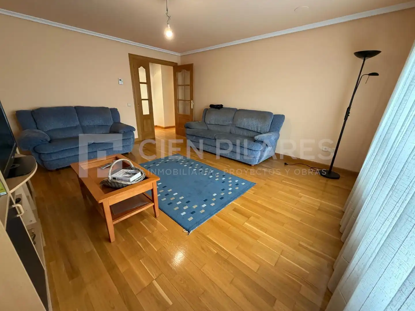 Sala d'estar de Pis en venda en Arnedo amb Calefacció, Terrassa i Moblat