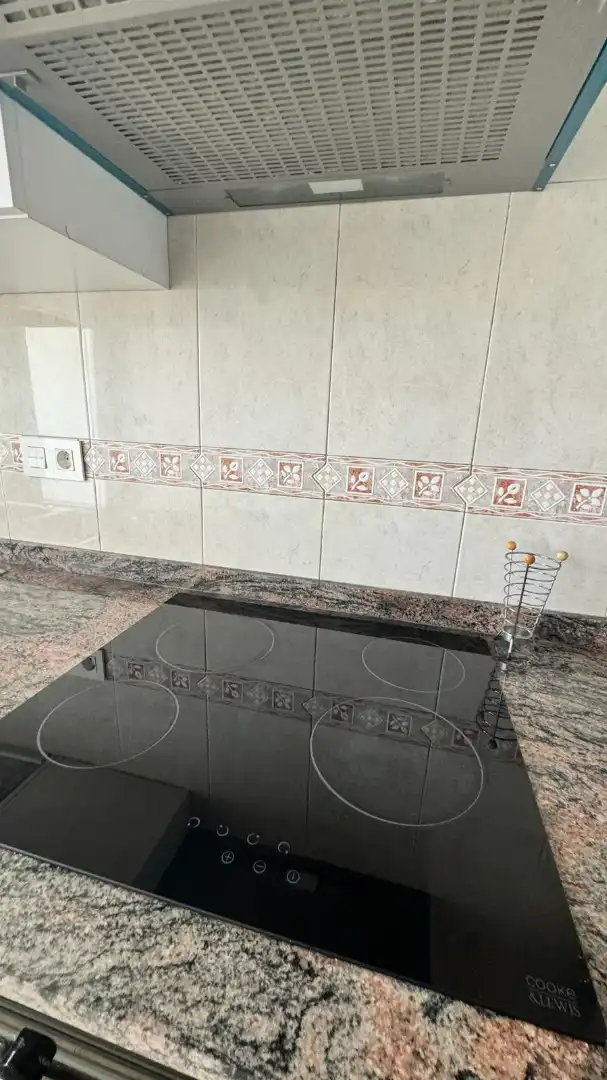Flat with terrace for sale in Marítima Nord, imagen 7