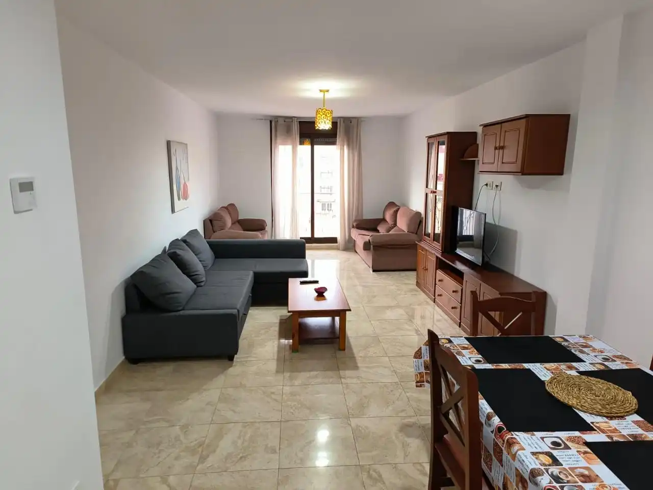 Wohnzimmer von Wohnung zur Miete in Melilla