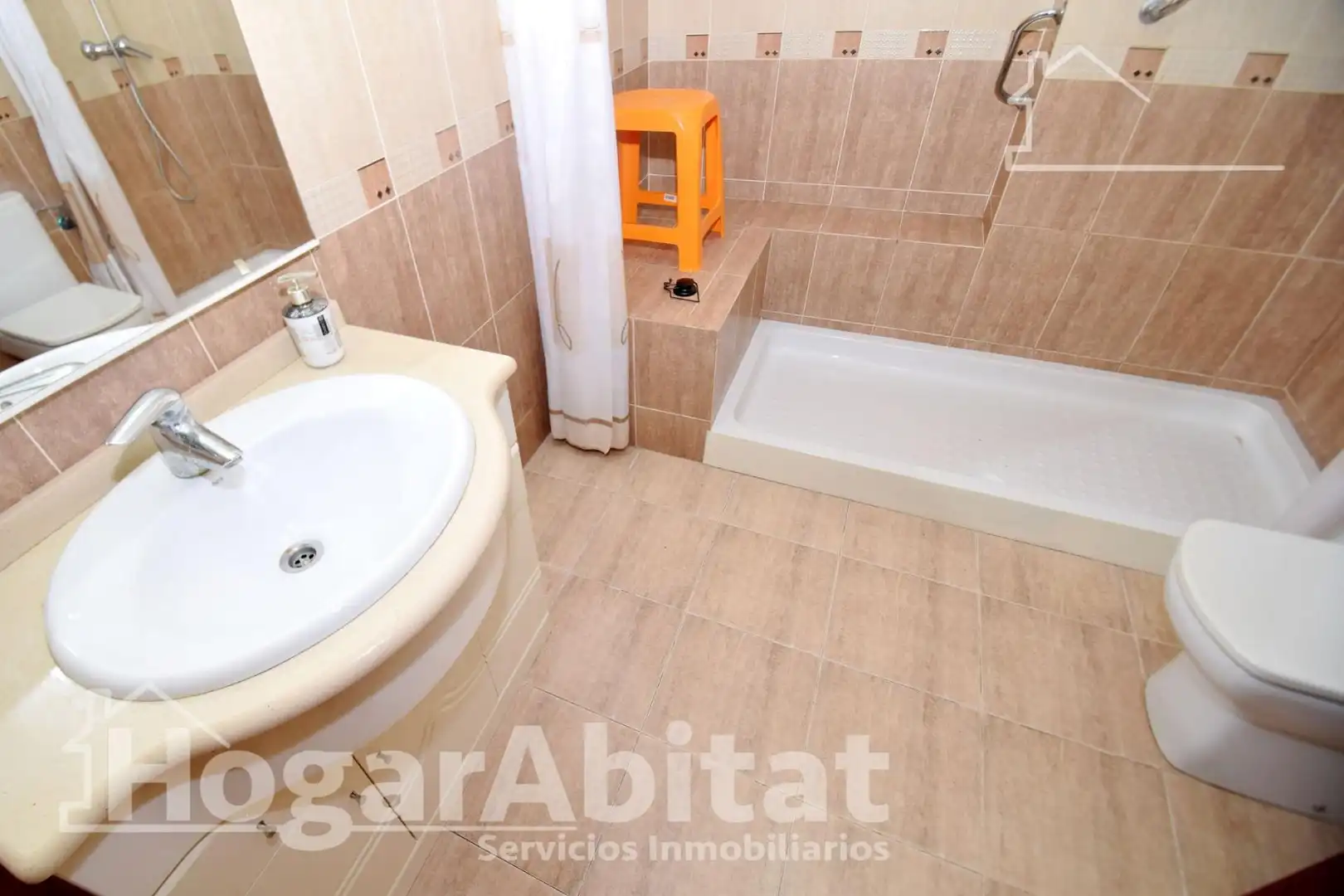Baño de Piso en venta en Burriana / Borriana con Aire acondicionado, Calefacción y Amueblado