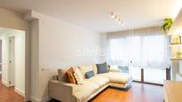 Living room of Apartment for sale in  Barcelona Capital