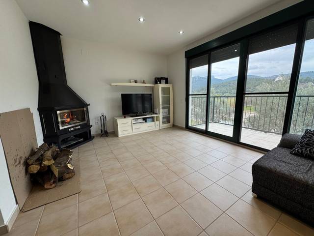 Casa adosada en Venta en Fanzara