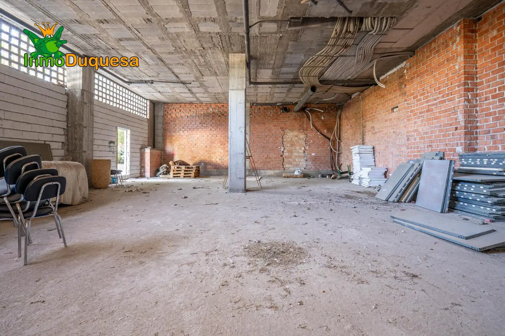 Local comercial en venda a Catedrática Asunción Linares, imagen 14