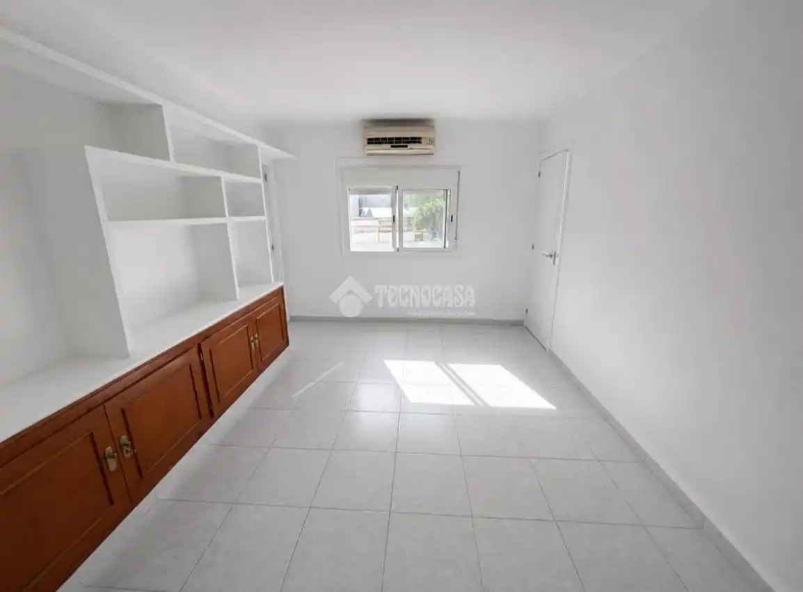 Bedroom of Flat for sale in San Juan de Aznalfarache