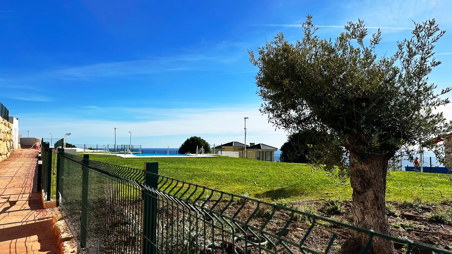 Ático en venta en Casares con Terraza, Trastero y Piscina