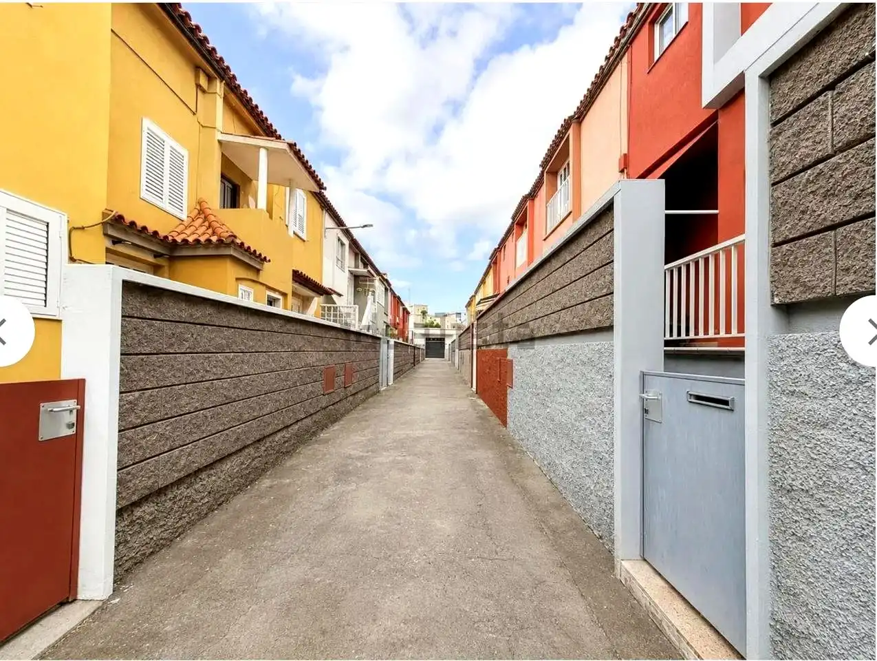 Vista exterior de Dúplex en venta en Santa Cruz de Tenerife con Terraza y Amueblado
