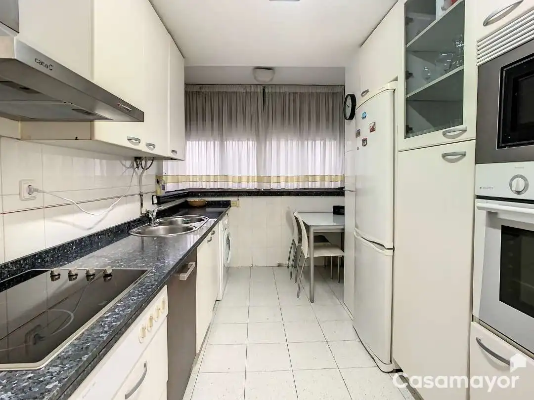 Cocina de Piso de alquiler en Alicante / Alacant con Aire acondicionado y Calefacción