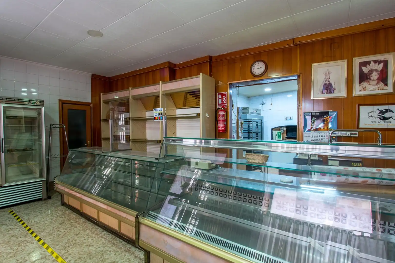 Buildings for sale in Mula
