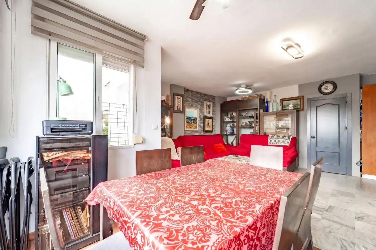 Esszimmer von Maisonette zum Verkauf in Málaga mit Klimaanlage, Heizung und Privatgarten