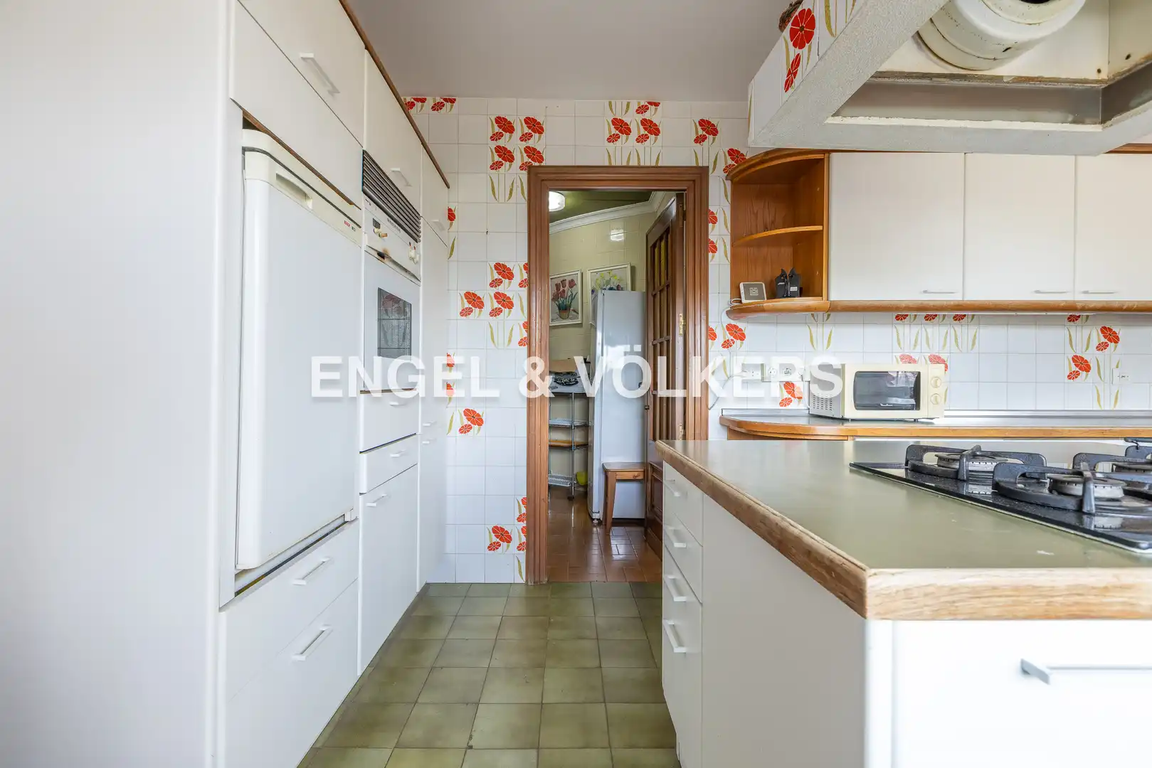 Casa rústica amb terrassa en venda a Sanlúcar la Mayor, imagen 21