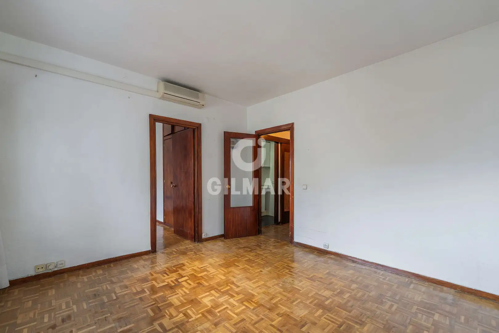 Dormitori de Apartament en venda en  Madrid Capital amb Calefacció