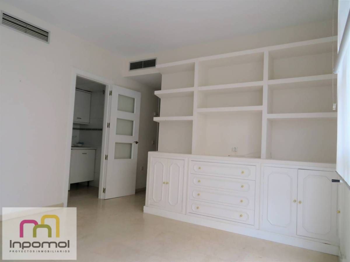 Apartamento de alquiler en Badajoz Capital con Aire acondicionado y Calefacción