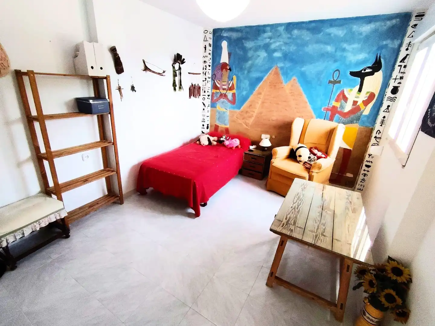 Sala de estar de Casa adosada en venta en Málaga con Aire acondicionado, Jardín privado y Trastero