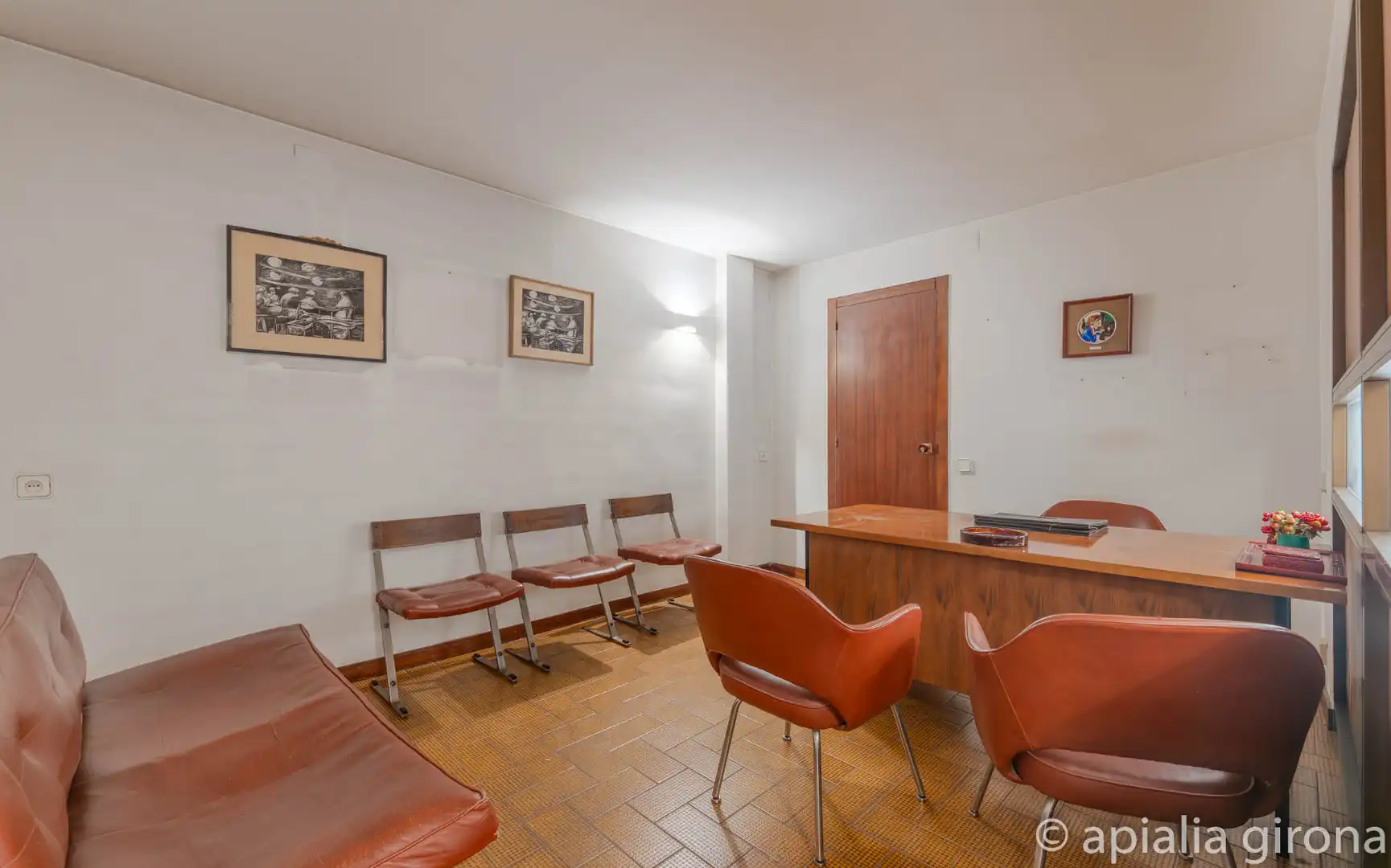 Büro zum Verkauf in Girona mit Klimaanlage, Heizung und Möbliert